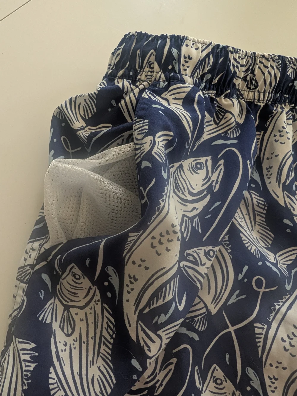 Vineyard Vines Navy Fish-Print Men's Swim Shorts